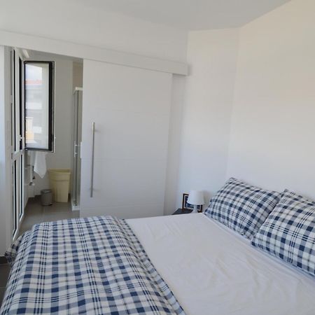 Villa Smolett - Appartement Cosy Au Coeur Du Quartier Du Port نيس المظهر الخارجي الصورة