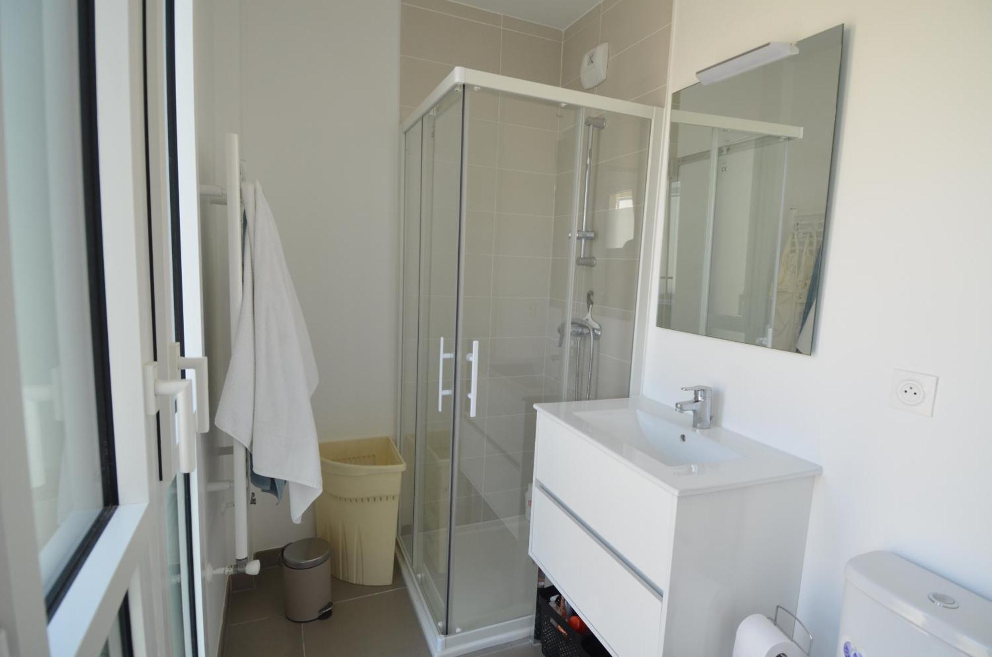 Villa Smolett - Appartement Cosy Au Coeur Du Quartier Du Port نيس المظهر الخارجي الصورة
