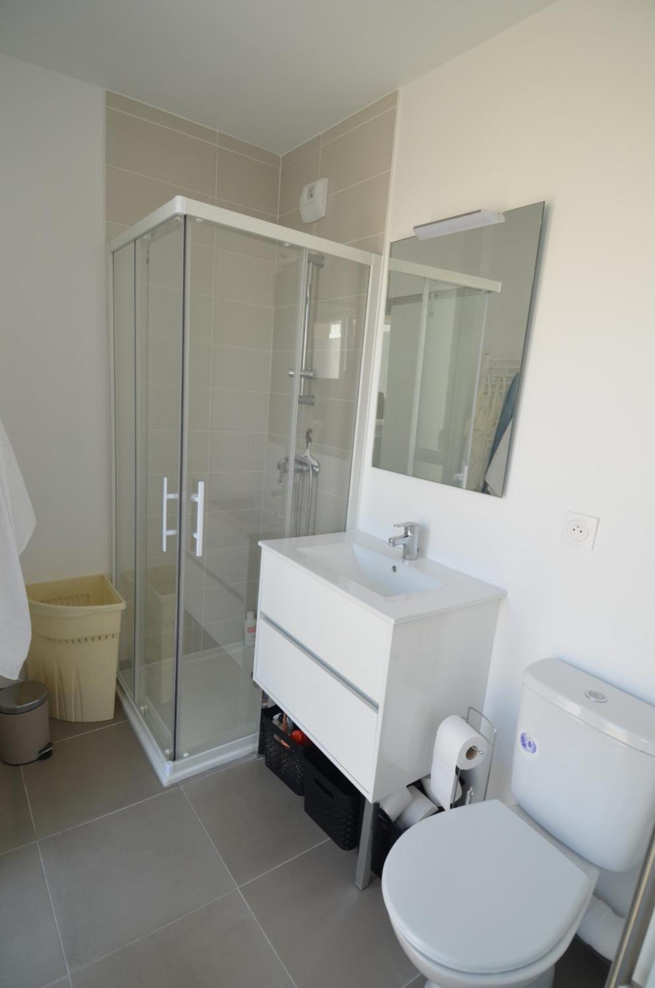 Villa Smolett - Appartement Cosy Au Coeur Du Quartier Du Port نيس المظهر الخارجي الصورة