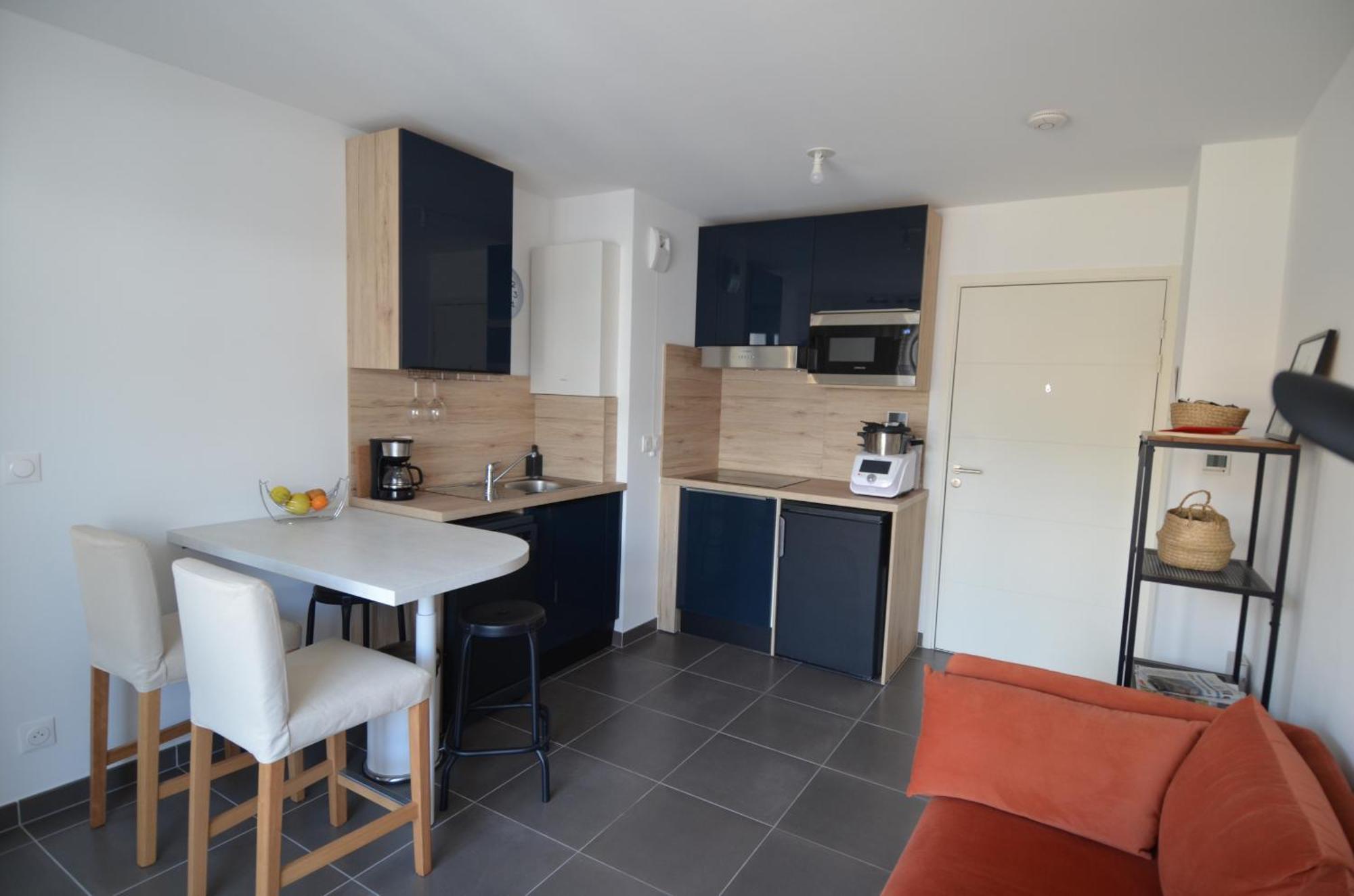 Villa Smolett - Appartement Cosy Au Coeur Du Quartier Du Port نيس المظهر الخارجي الصورة