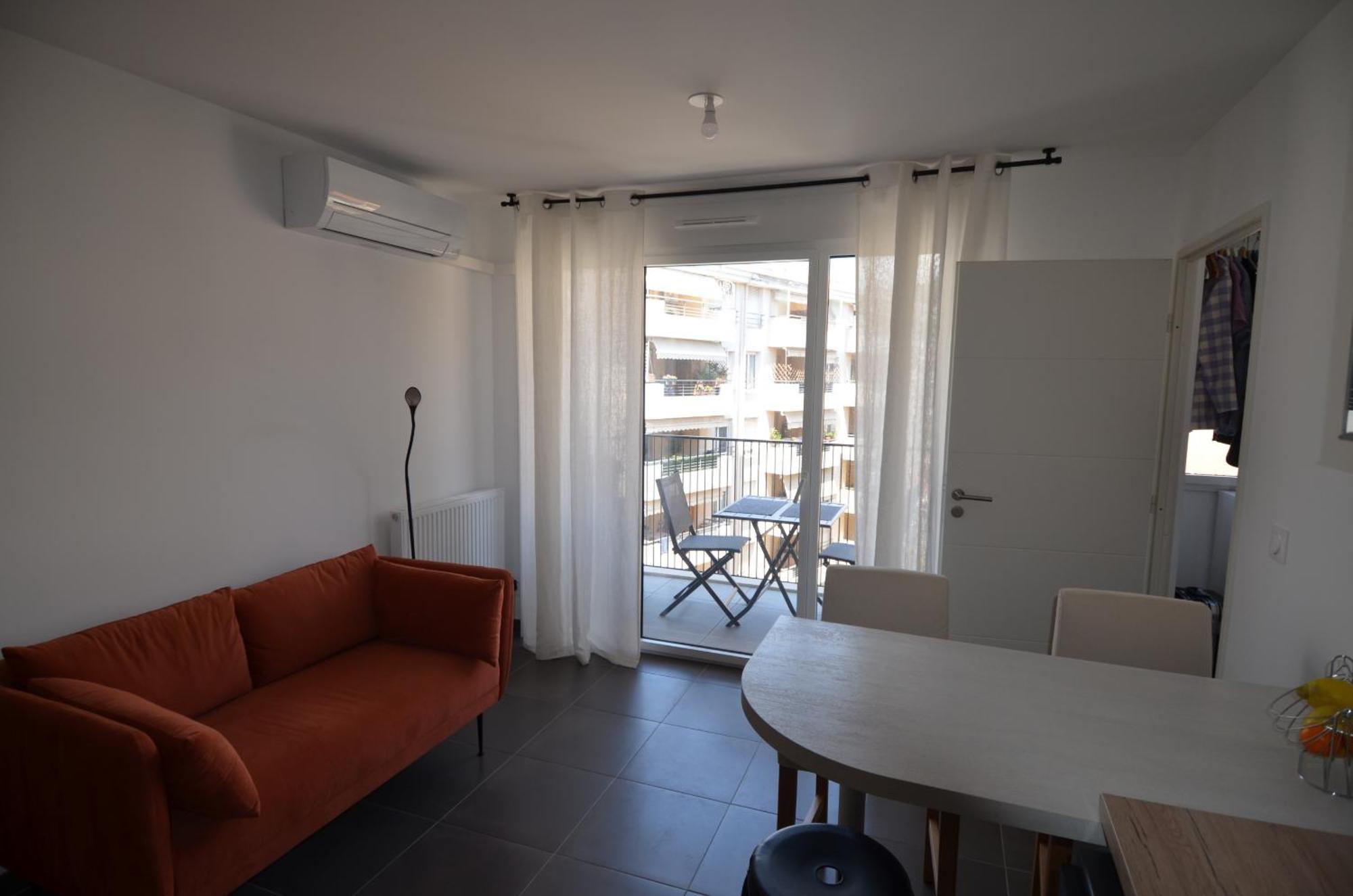 Villa Smolett - Appartement Cosy Au Coeur Du Quartier Du Port نيس المظهر الخارجي الصورة